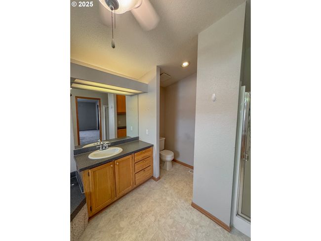 UNIT-13 - 3355 N Delta Hwy, House other with 3 bedrooms, 2 bathrooms and null parking in Eugene OR | Image 31