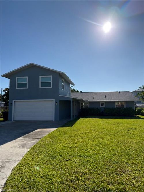 27261 Gasparilla Dr, Bonita Springs, FL, 34135-4310 | Card Image