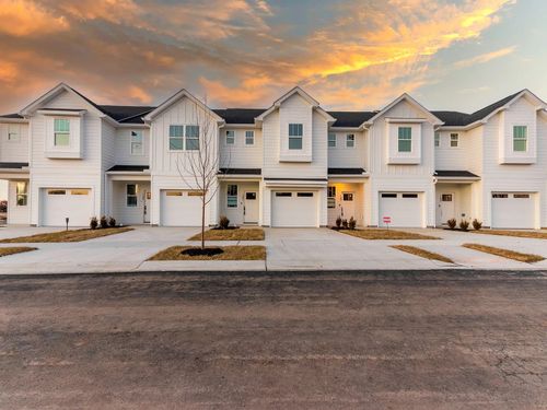 115 High Park Cir, Lebanon, TN, 37090-2217 | Card Image