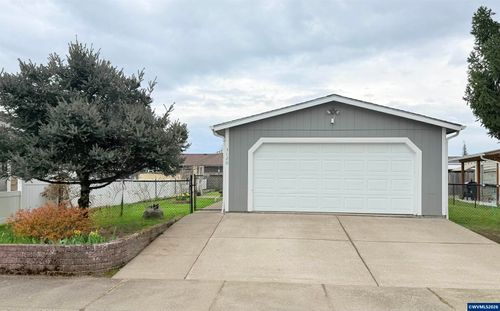 3120 Galena Loop, Lebanon, OR, 97355-1022 | Card Image