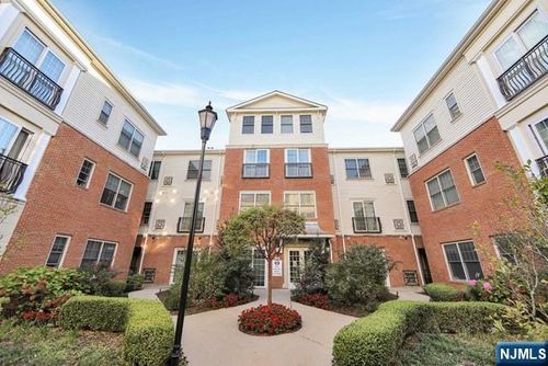 2315 The Plz, Tenafly, NJ, 07670-1059 | Card Image