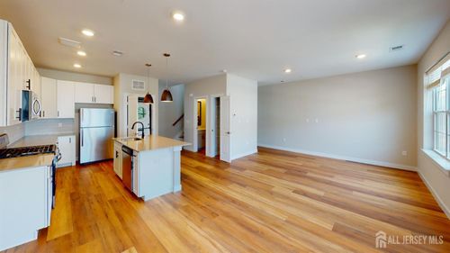 601 Novak Ter, Parlin, NJ, 08859-2332 | Card Image