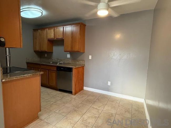 UNIT-19 - 1386 E Madison Ave, Condo with 2 bedrooms, 2 bathrooms and 1 parking in El Cajon CA | Image 7