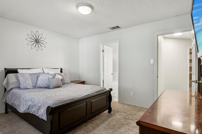 2101 Barnett Dr, House other with 4 bedrooms, 2 bathrooms and 1 parking in Cedar Park TX | Image 12