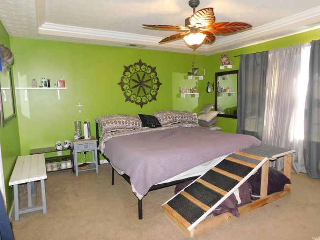 11907 Perry Crossing Pkwy, House other with 3 bedrooms, 2 bathrooms and null parking in Sellersburg IN | Image 16