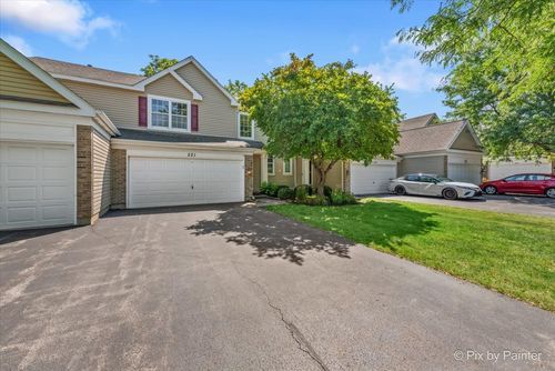 221-221 Mistwood Ln, Crystal Lake, IL, 60014-4589 | Card Image