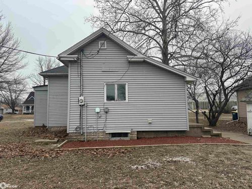 844 Franklin St, Wapello, IA, 52653-1326 | Card Image