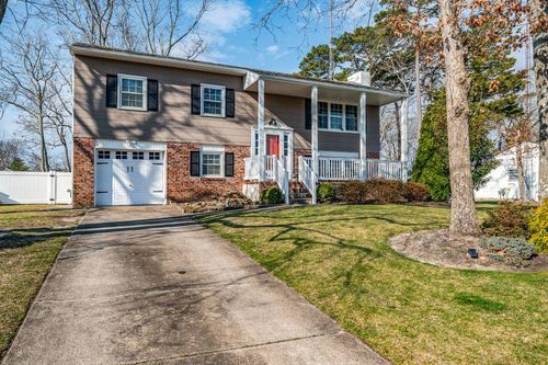 44 White Oak Dr, Ocean View, NJ, 08230-1408 | Card Image