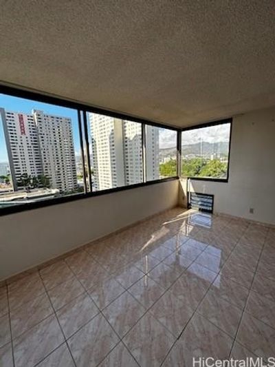 E1414 - 1255 Nuuanu Avenue, Home with 2 bedrooms, 1 bathrooms and null parking in Honolulu HI | Image 1