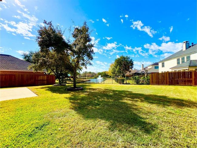 22 Crestview Trl, House other with 4 bedrooms, 3 bathrooms and 3 parking in Houston TX | Image 33