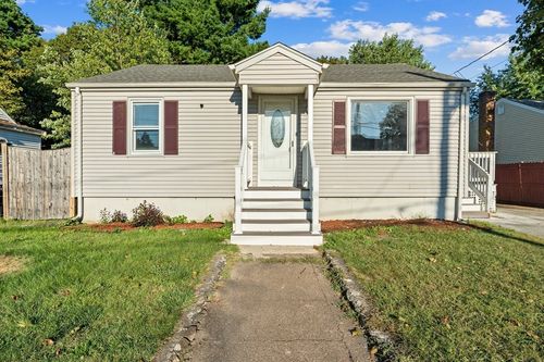 28 Crescent Ave, Brockton, MA, 02302-3648 | Card Image