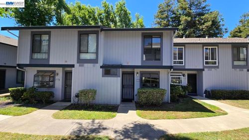 6125 Thornton Ave, Newark, CA, 94560-5701 | Card Image