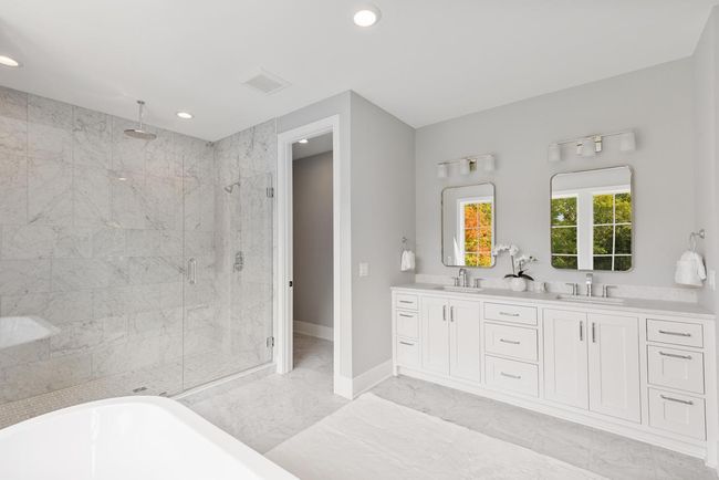 20395 Park Pl, House other with 5 bedrooms, 5 bathrooms and null parking in Excelsior MN | Image 21