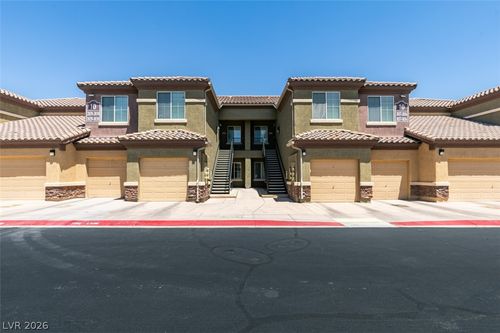 1038-6868 Sky Pointe Dr, Las Vegas, NV, 89131-6104 | Card Image