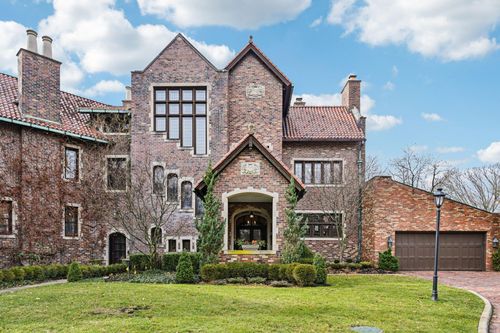 manor-house-north-1427 Roxbury Rd, Marble Cliff, OH, 43212-3287 | Card Image