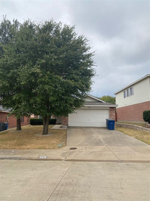 6928 Clark Vista Dr, Dallas, TX, 75236-5833 | Card Image