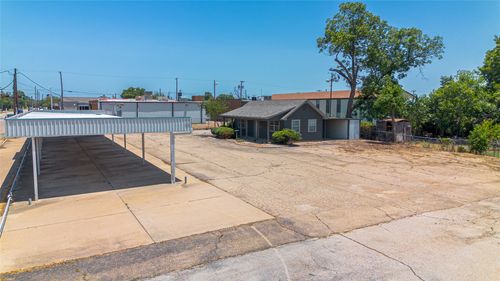 105 W Walnut St, Hillsboro, TX, 76645-3251 | Card Image