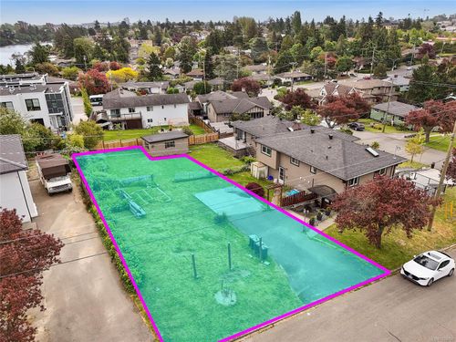 1079 Gosper Cres, Esquimalt, BC, V9A4J2 | Card Image