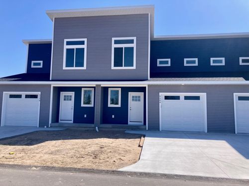 9344 S Flaska Dr, Cedar, MI, 49621-9307 | Card Image