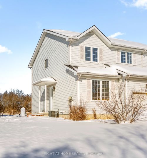 254 Maude Street, Mississippi Mills, ON, K0A1A0 | Card Image