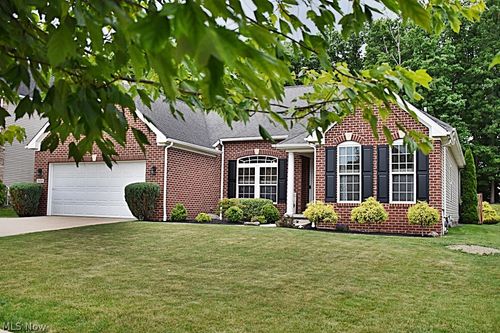 5670 W Longridge Dr, Seven Hills, OH, 44131-1737 | Card Image