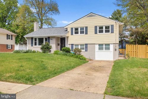 7402 Dunston St, SPRINGFIELD, VA, 22151-3106 | Card Image