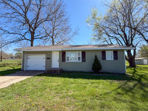 256 E 2nd St, Marshfield, MO, 65706-2044 | Card Image