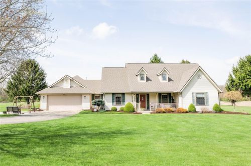 10535 Frederick Pike, Vandalia, OH, 45377-9553 | Card Image