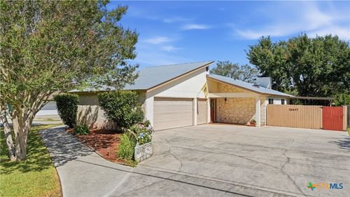 16647 Fm 725, Seguin, TX, 78155-8417 | Card Image