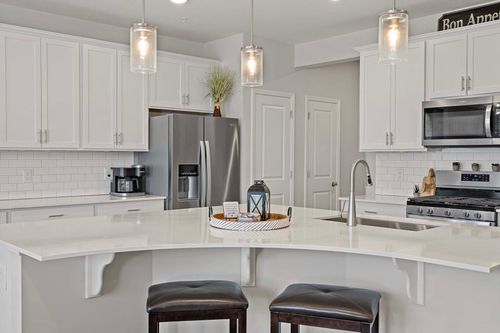 4884 Avery Ct, Eagan, MN, 55123-2365 | Card Image
