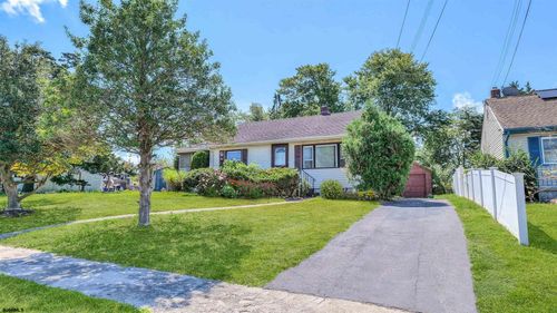 21 Larchmont Dr, Pleasantville, NJ, 08232-1026 | Card Image