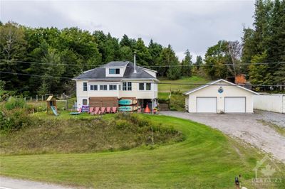 5601 Centennial Lake Rd, House other with 3 bedrooms, 3 bathrooms and 8 parking in Griffith ON | Image 2