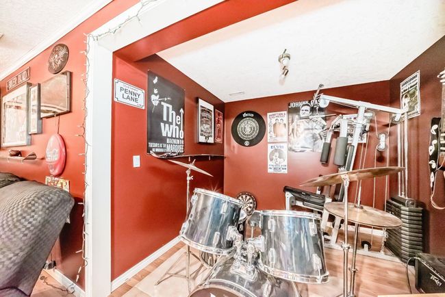 39 Bow Ridge Drive, House other with 3 bedrooms, 4 bathrooms and 2 parking in Cochrane AB | Image 36