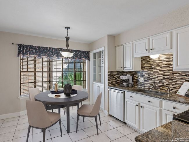APT-601 - 7711 Callaghan Rd, Condo with 3 bedrooms, 2 bathrooms and null parking in San Antonio TX | Image 7
