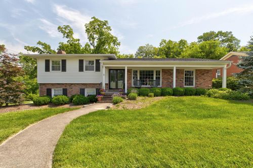 5 Fairwood Ln, Winchester, KY, 40391-2409 | Card Image