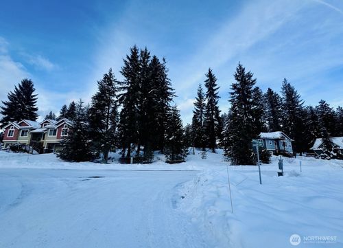 20637 Miracle Mile, Leavenworth, WA, 98826 | Card Image