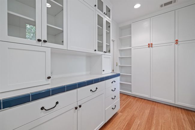 1114 Reagan Ter, House other with 3 bedrooms, 2 bathrooms and 2 parking in Austin TX | Image 13