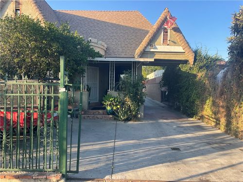 5505 E 6th St, East Los Angeles, CA, 90022-3303 | Card Image