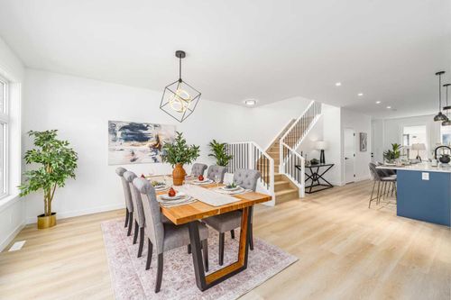 423 Hendon Dr Nw, Calgary, AB, T2K2A1 | Card Image