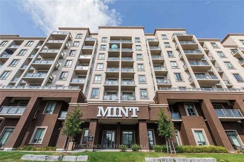 221-2490 Old Bronte Rd, Oakville, ON, L6M0Y5 | Card Image