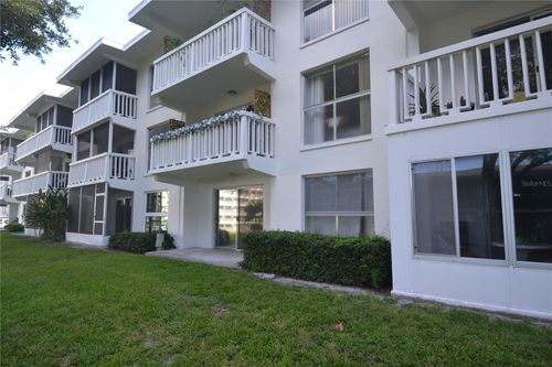 105-2944 W Bay Dr, BELLEAIR BLUFFS, FL, 33770-2643 | Card Image