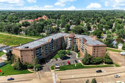apt-329-2601 Kenzie Ter, Saint Anthony, MN, 55418-4239 | Card Image
