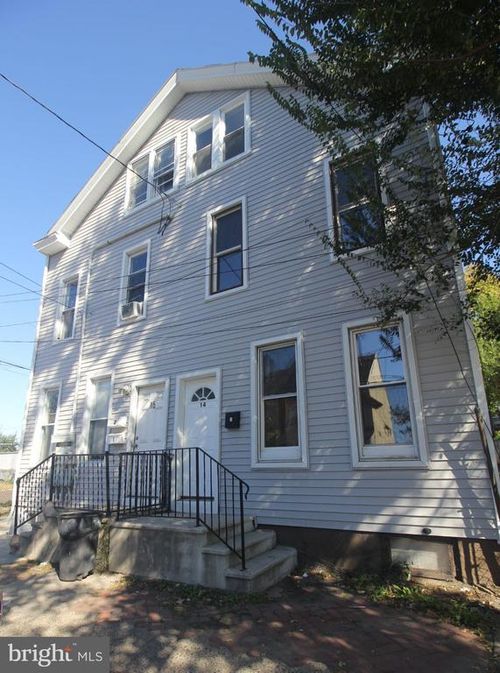 14 N Olden Ave, Trenton, NJ, 08609-1522 | Card Image