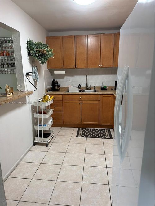 u6-9445 Sw 76th St, Miami, FL, 33173-3381 | Card Image
