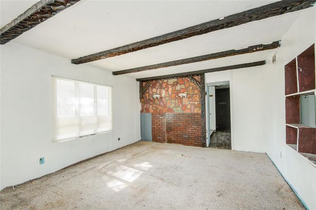 2726 Shady Creek Ln, House other with 3 bedrooms, 2 bathrooms and null parking in Oyster Creek TX | Image 7