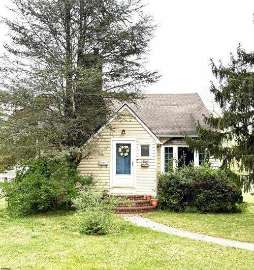 101 W Meyran Ave, Somers Point, NJ, 08244-2139 | Card Image