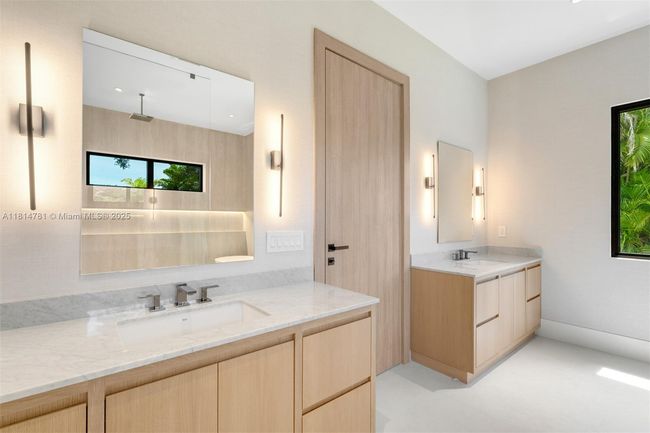 6730 Sw 115 Th St, House other with 8 bedrooms, 10 bathrooms and null parking in Pinecrest FL | Image 19