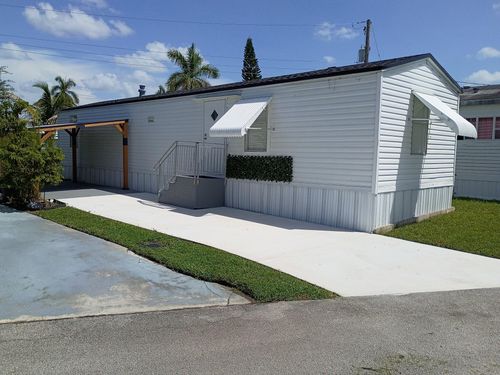 8517 Sw 17th Ct, Davie, FL, 33324-5107 | Card Image