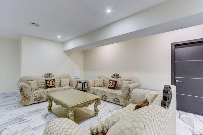 27 Ormond St, House other with 7 bedrooms, 8 bathrooms and null parking in Dix Hills NY | Image 26