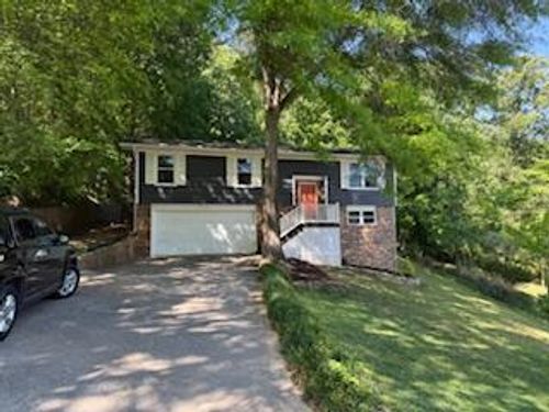 327 Branchwood Cir, Hixson, TN, 37343-2866 | Card Image